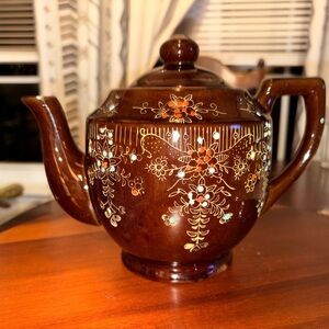 Elegant Brown Floral Teapot